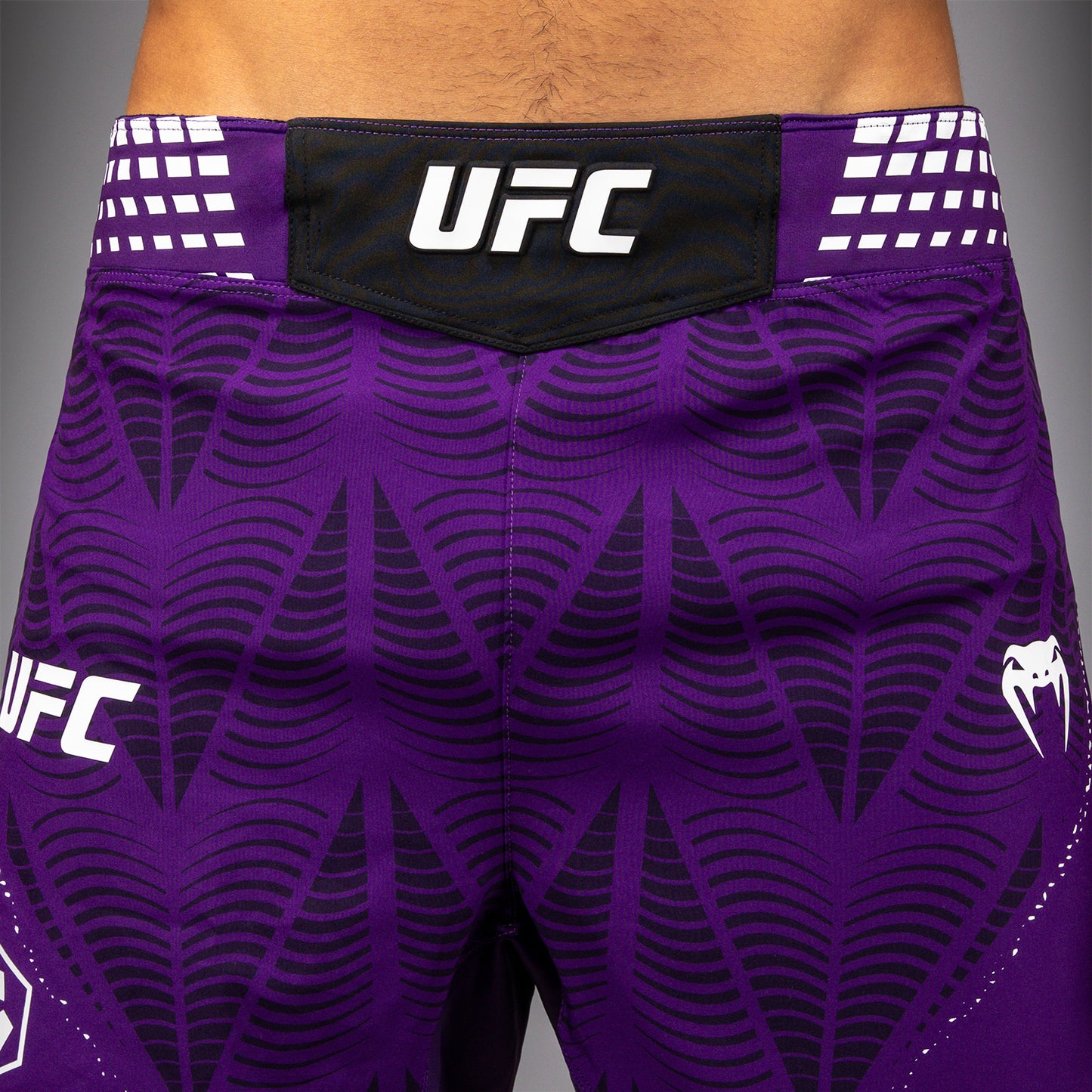 남성용 UFC Zenith by Venum 퍼플 어센틱 파이트 나이트 쇼츠 핏 파이트 쇼츠