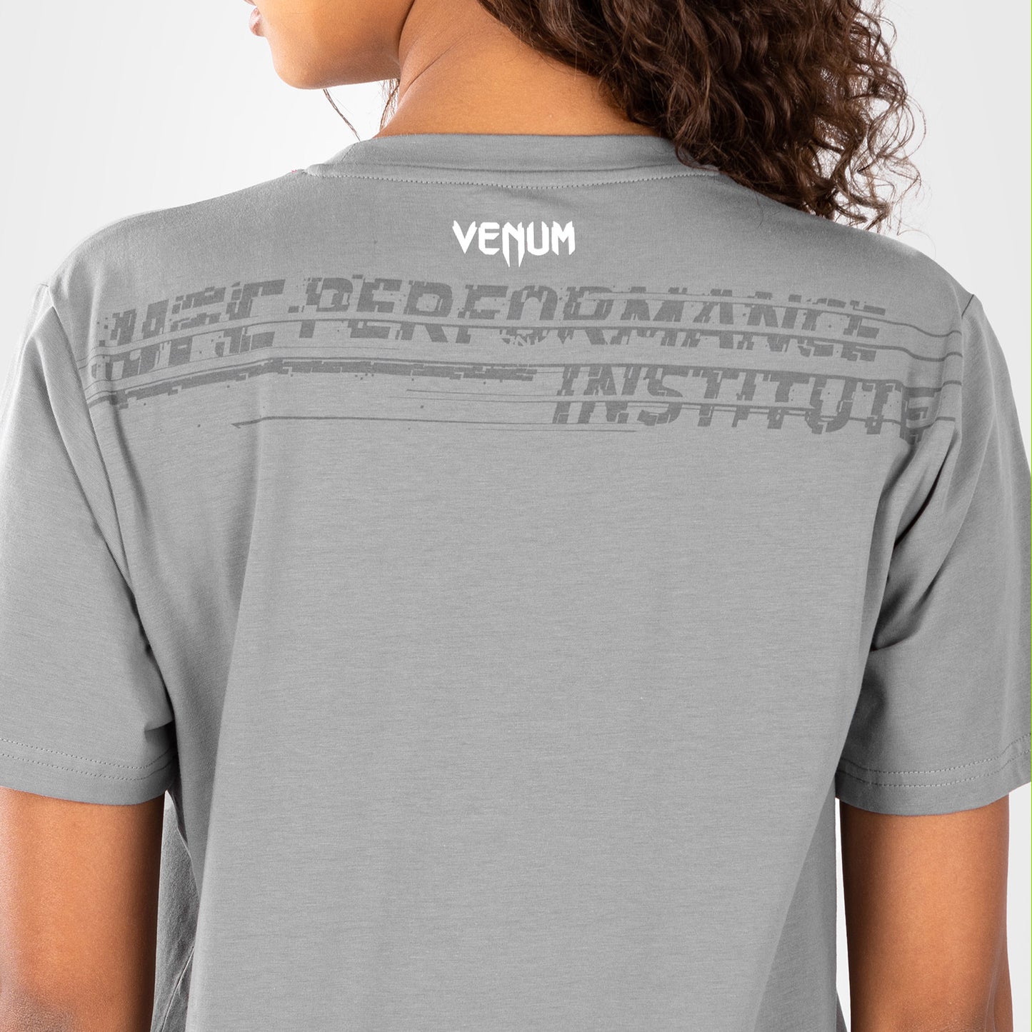 Venum UFC performance institute 2.0 티셔츠 – 그레이
