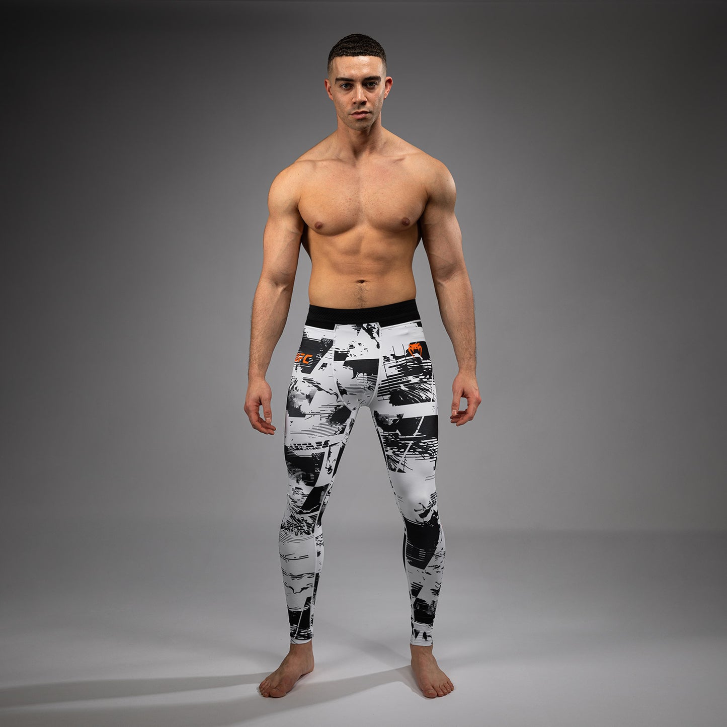 남성용 UFC Zenith by Venum 화이트 어센틱 파이트 위크 퍼포먼스 타이트