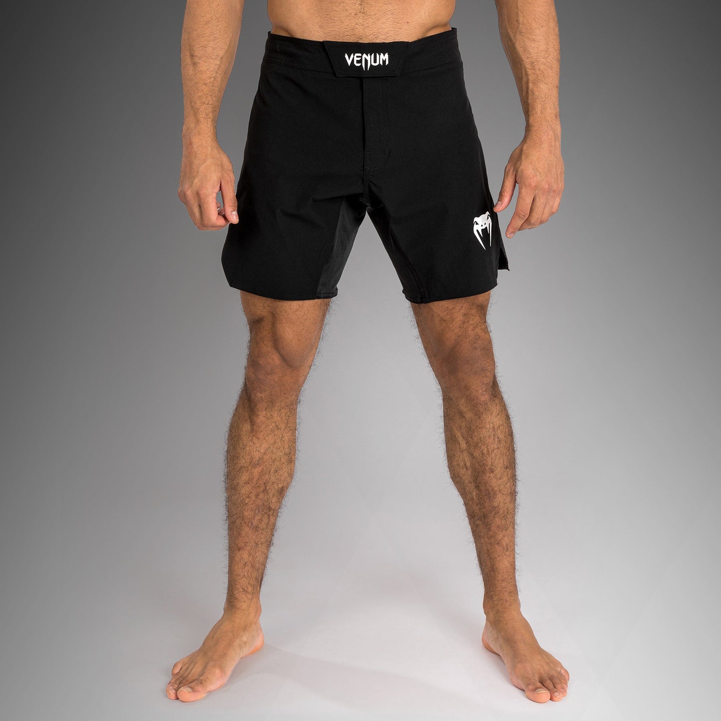 Venum Contender 남성용 파이트 쇼츠 – 블랙/화이트