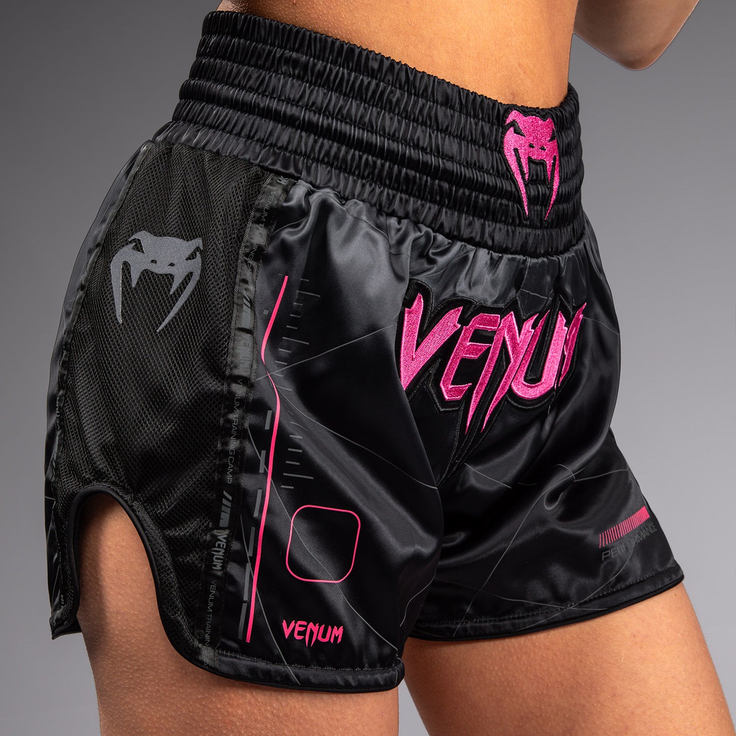 Venum Tactical XT 무에타이 쇼츠 – 블랙/스톰 그레이