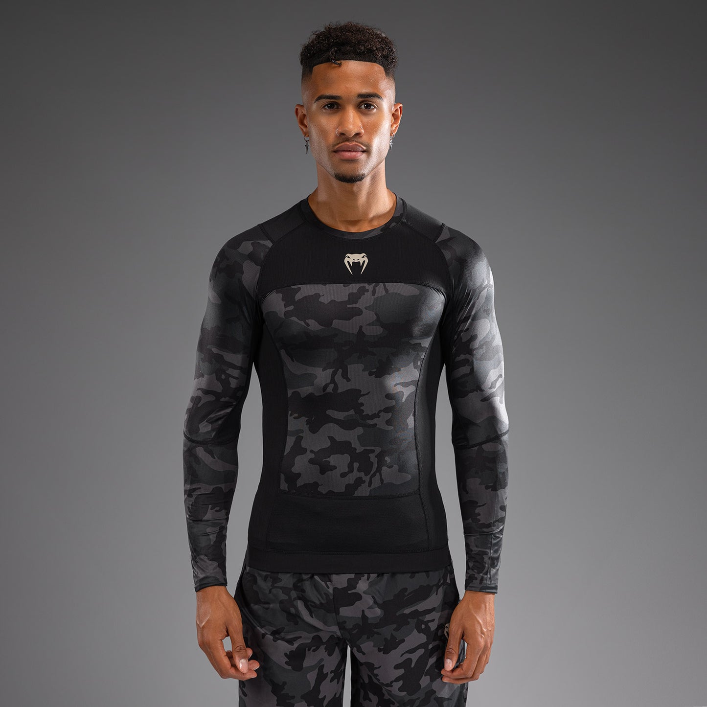 Venum G-Fit Air 남성용 긴팔 래쉬가드 – 디지털 어반 카모