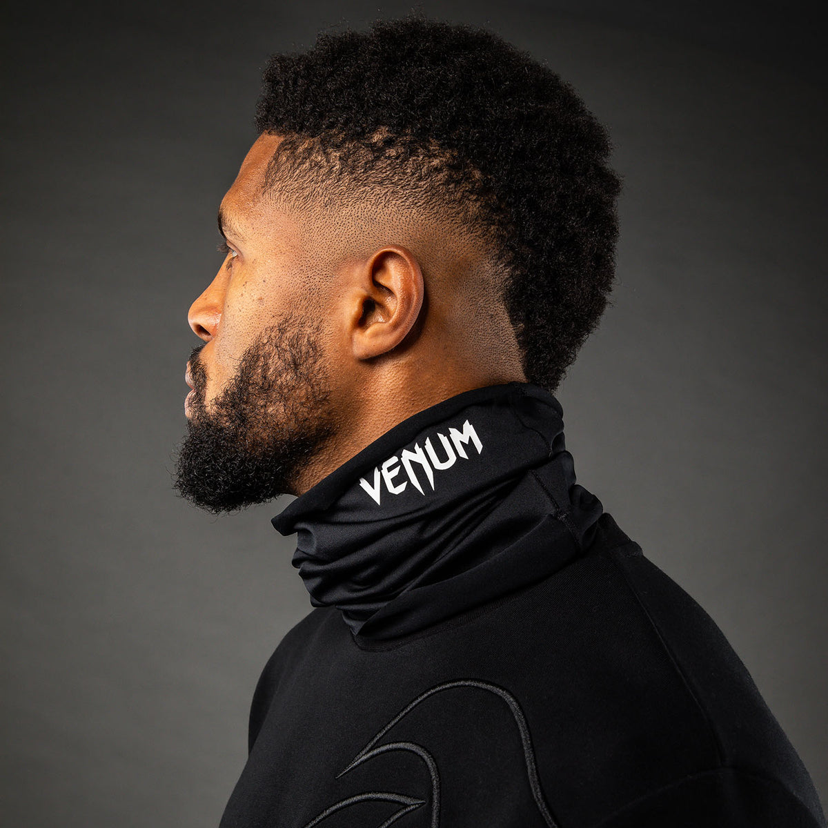 Venum MX Basics 넥 게이터 - 블랙/화이트