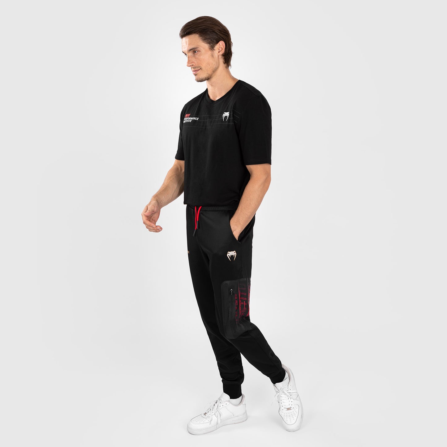 UFC Venum Performance Institute 2.0 조거 팬츠 – 블랙/레드