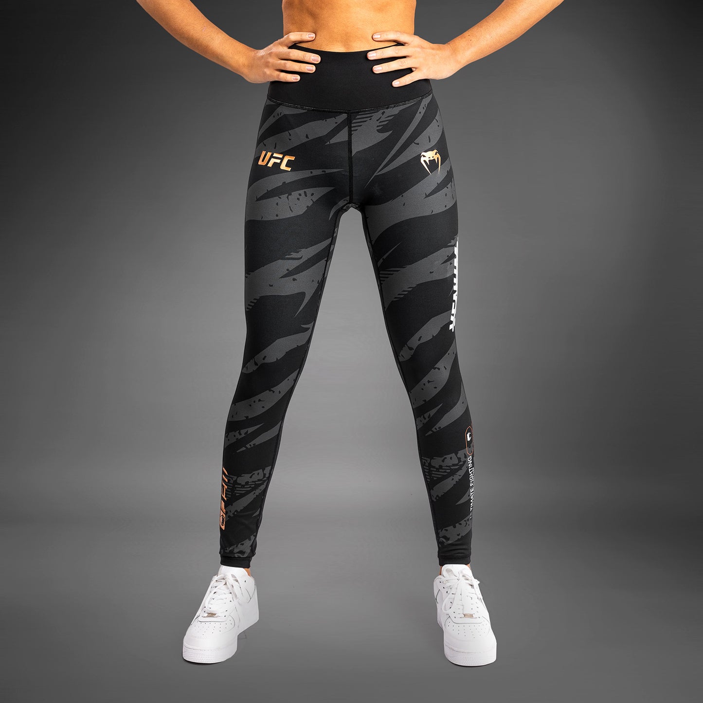 UFC Adrenaline by Venum Fight Week 여성용 퍼포먼스 타이트 – 어반 카모