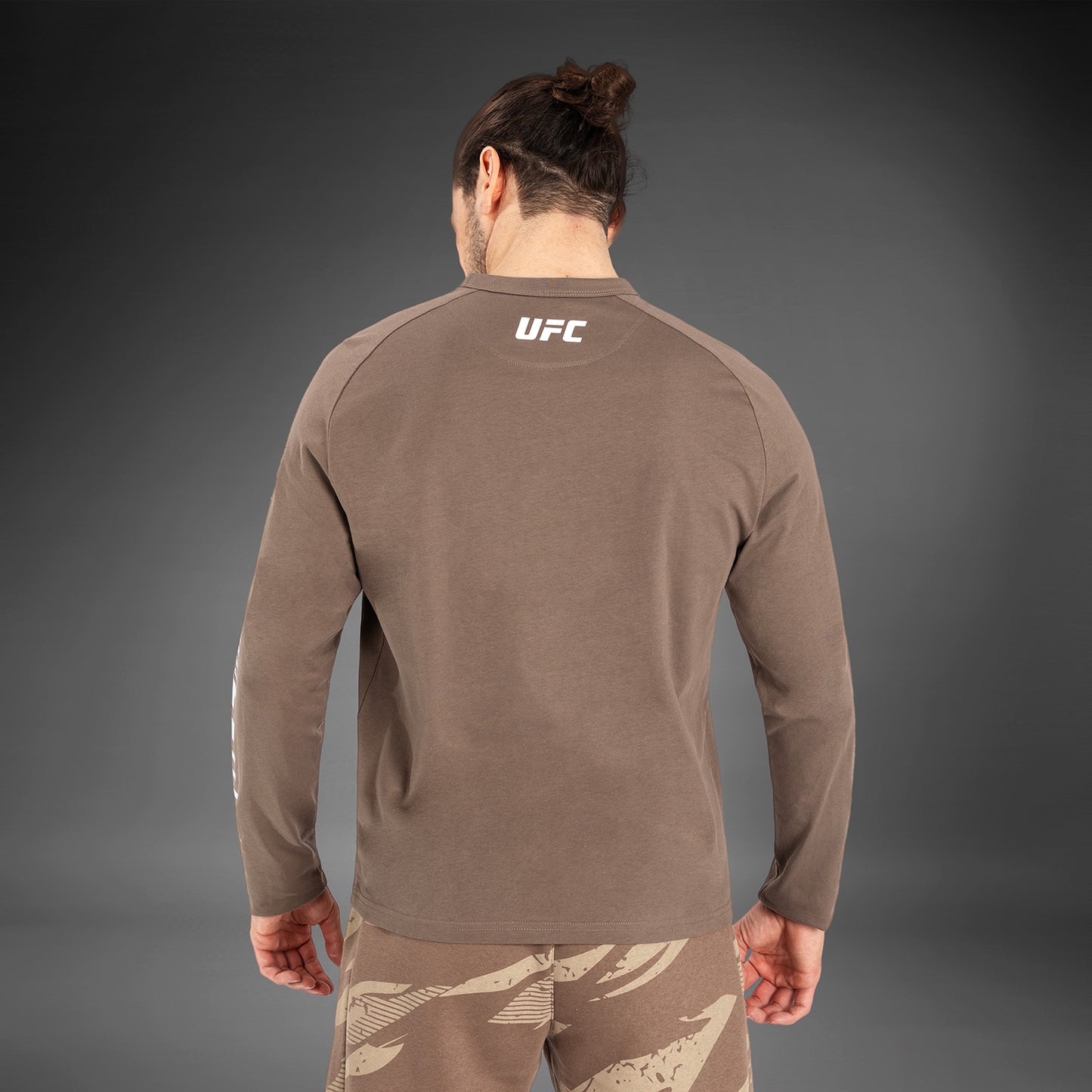 UFC Adrenaline by Venum Fight Week 남성용 긴팔 티셔츠 – 브론즈