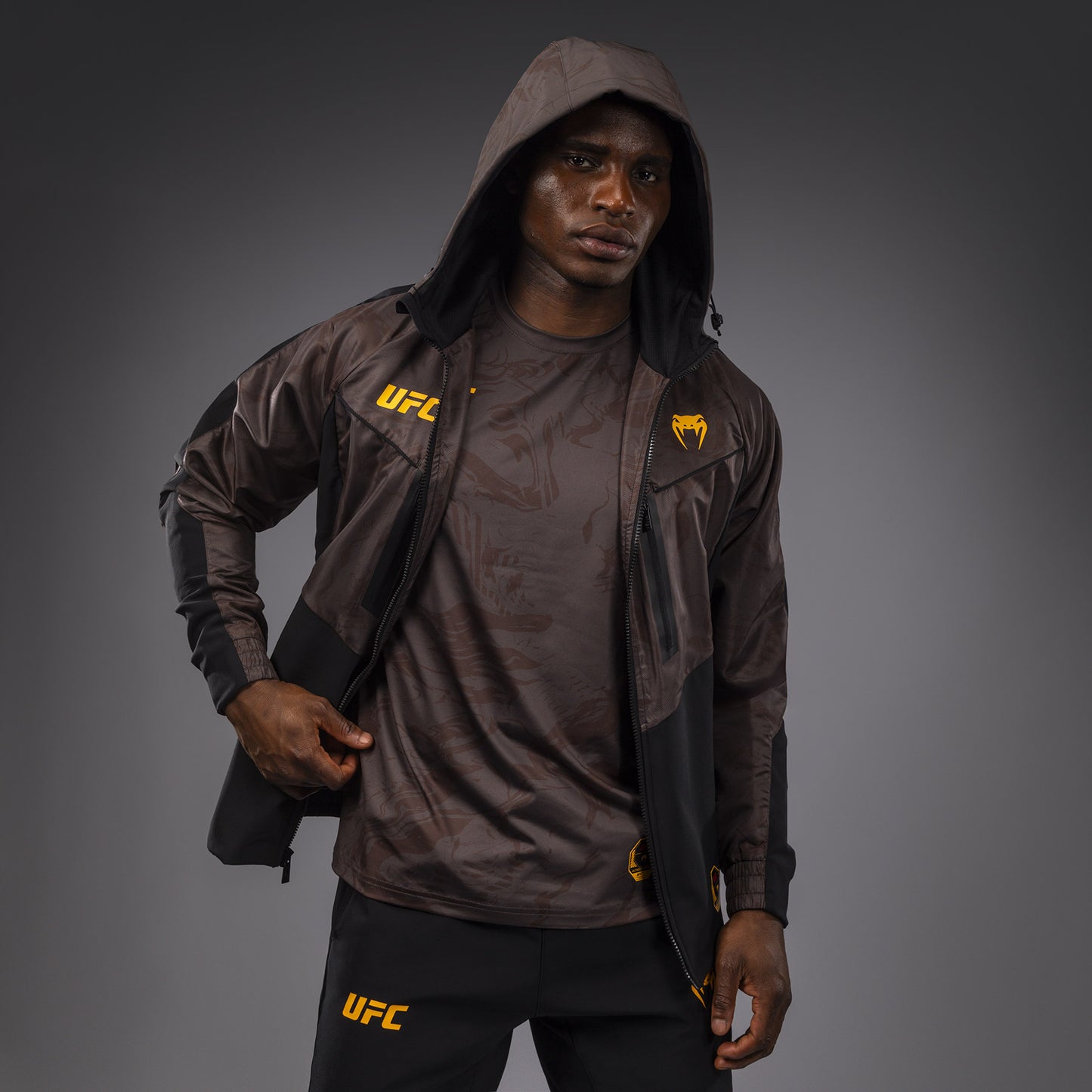 UFC Fusion by Venum Fight Week 남성용 집업 후드티 – 어스틴 브라운