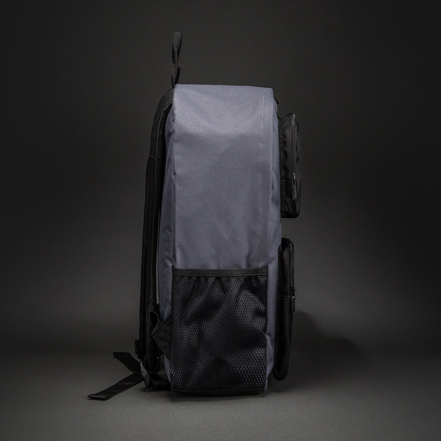 Venum Essential 스포츠 백 (24L) - 그레이/블랙