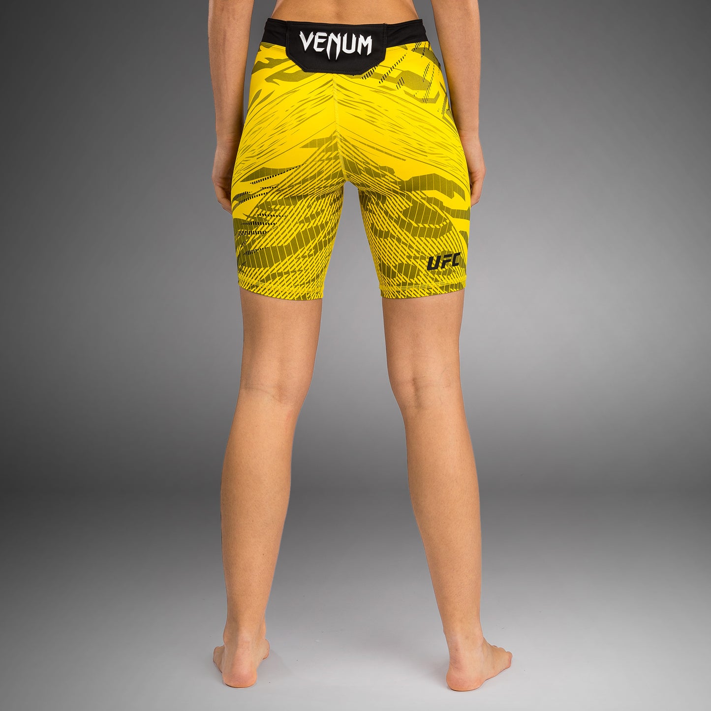 UFC Fusion by Venum 여성용 발리 투도 쇼츠 – 롱 핏 – 옐로우
