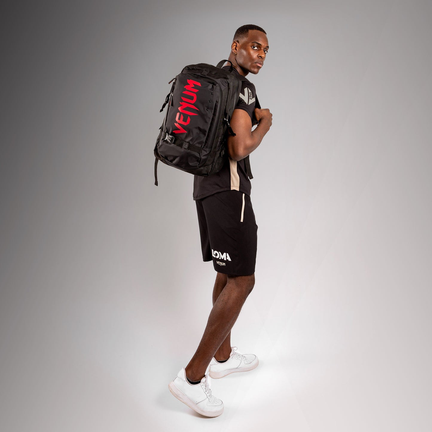 Venum Challenger Pro Evo 백팩 (20-25L) – 블랙/레드