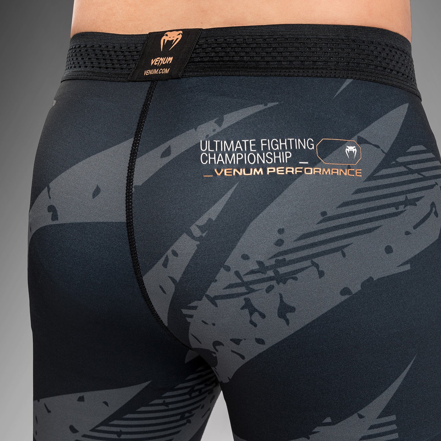 UFC Adrenaline by Venum Fight Week 남성용 발리 투도 쇼츠 – 어반 카모