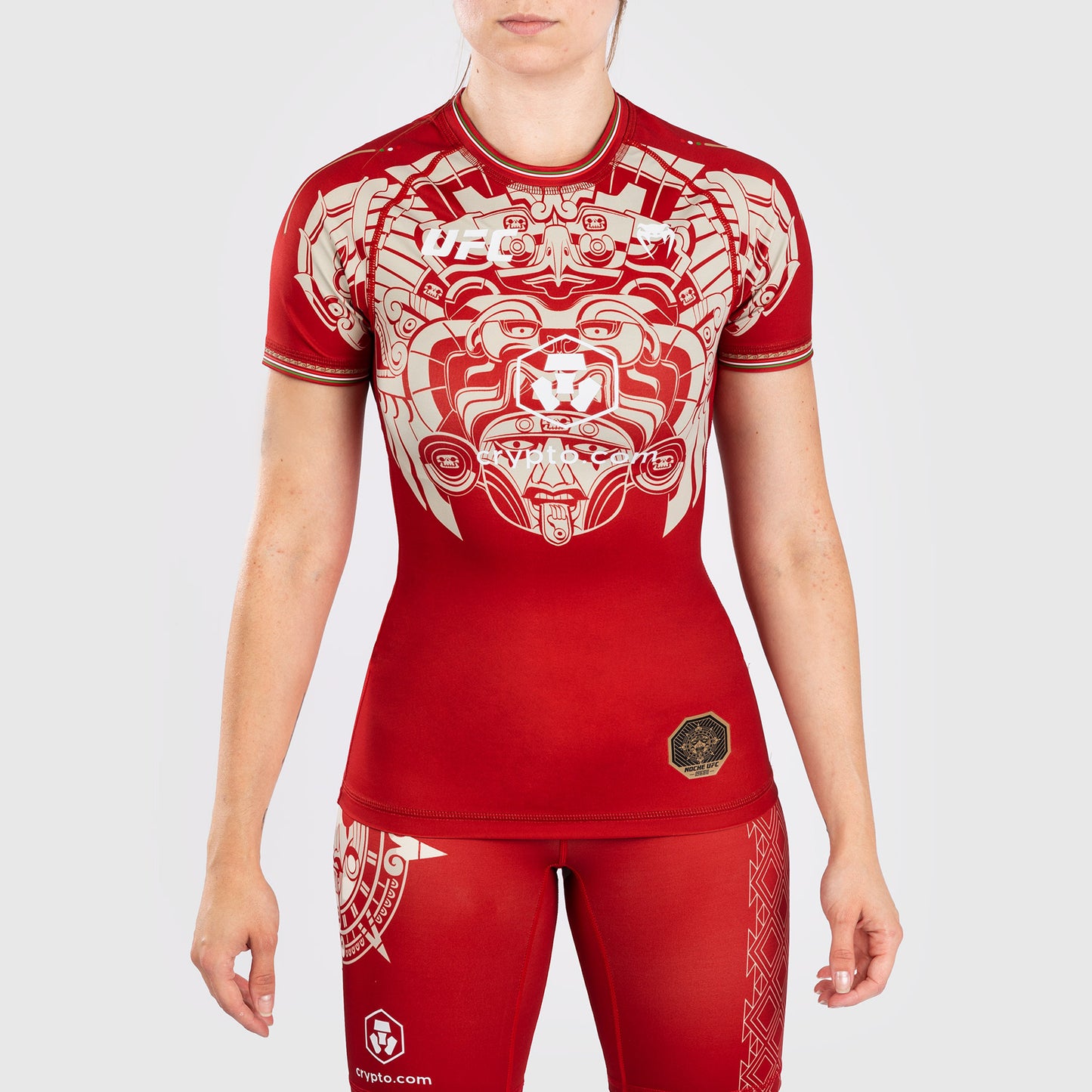 Noche UFC By Venum Authentic Fight Night 여성용 퍼포먼스 반팔 래쉬가드 – 레드