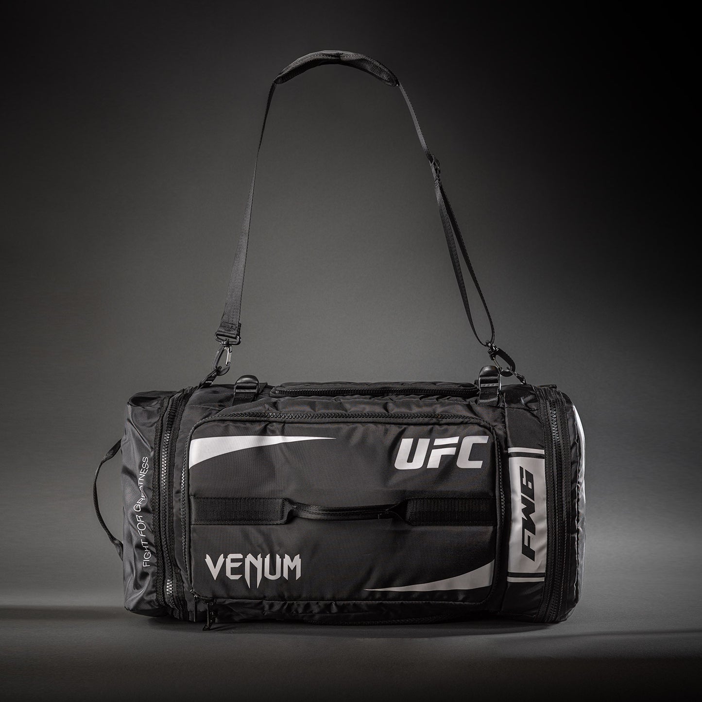 UFC Unity by Venum Authentic Fight Week 기어 백 – 블랙/화이트