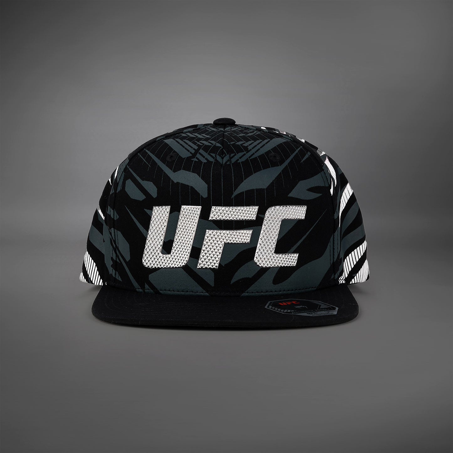 UFC Fusion by Venum Authentic Fight Night 스포츠 캡 – 블랙