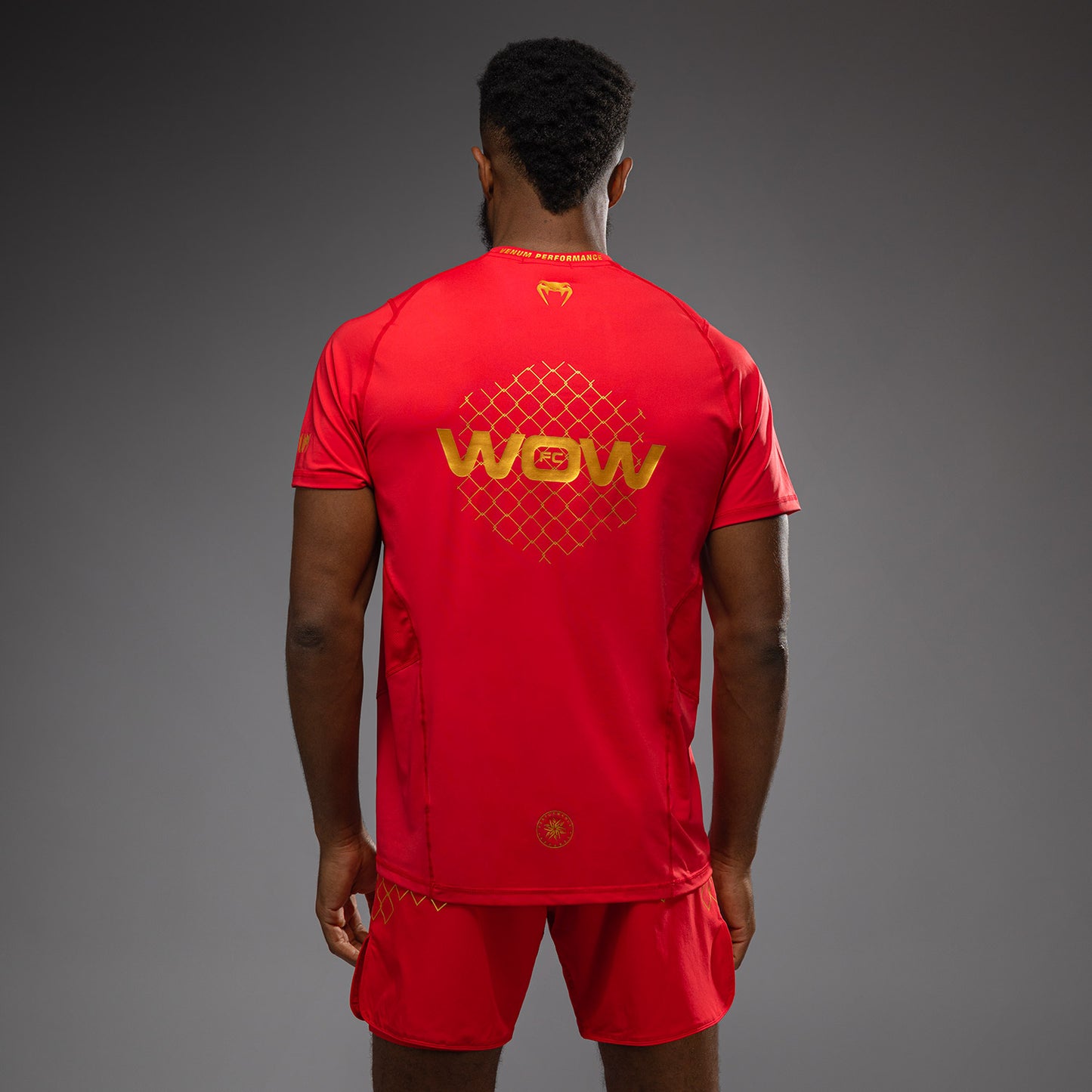 Venum x WOW FC 드라이 테크 티셔츠 – 파이어 레드/골드