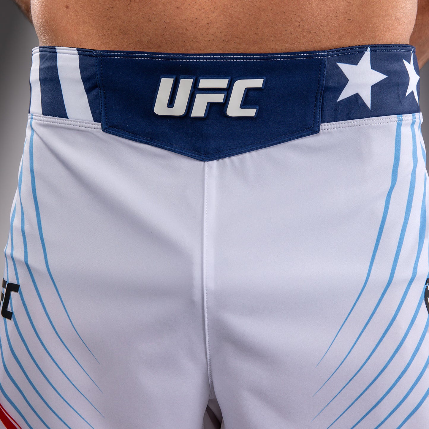 Official UFC Freedom 250 by Venum 남성용 Authentic Fight Night 파이트 쇼츠 쇼트 핏 - 화이트