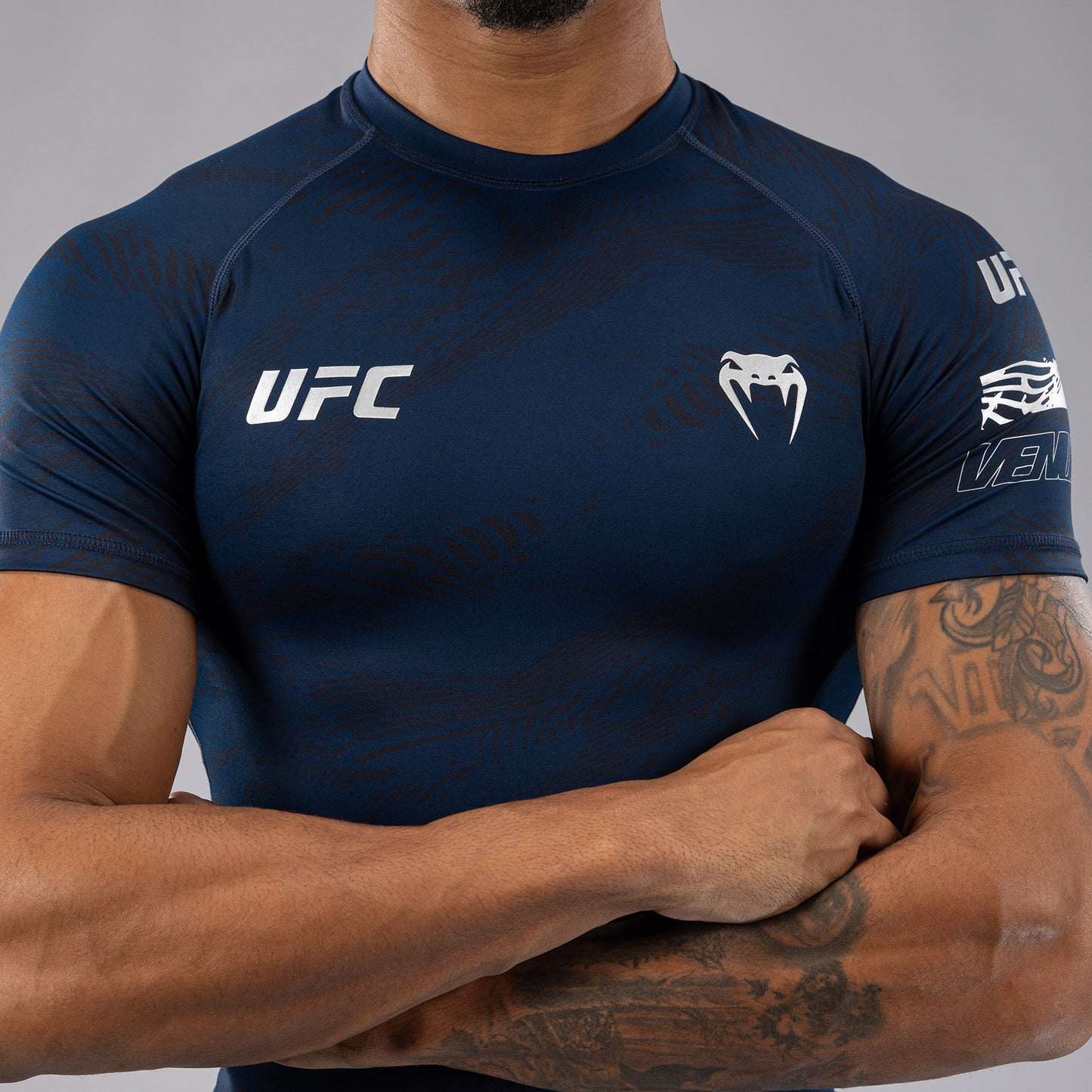 UFC Fusion by Venum Fight Week 남성용 퍼포먼스 반팔 래쉬가드 – 오션 그린