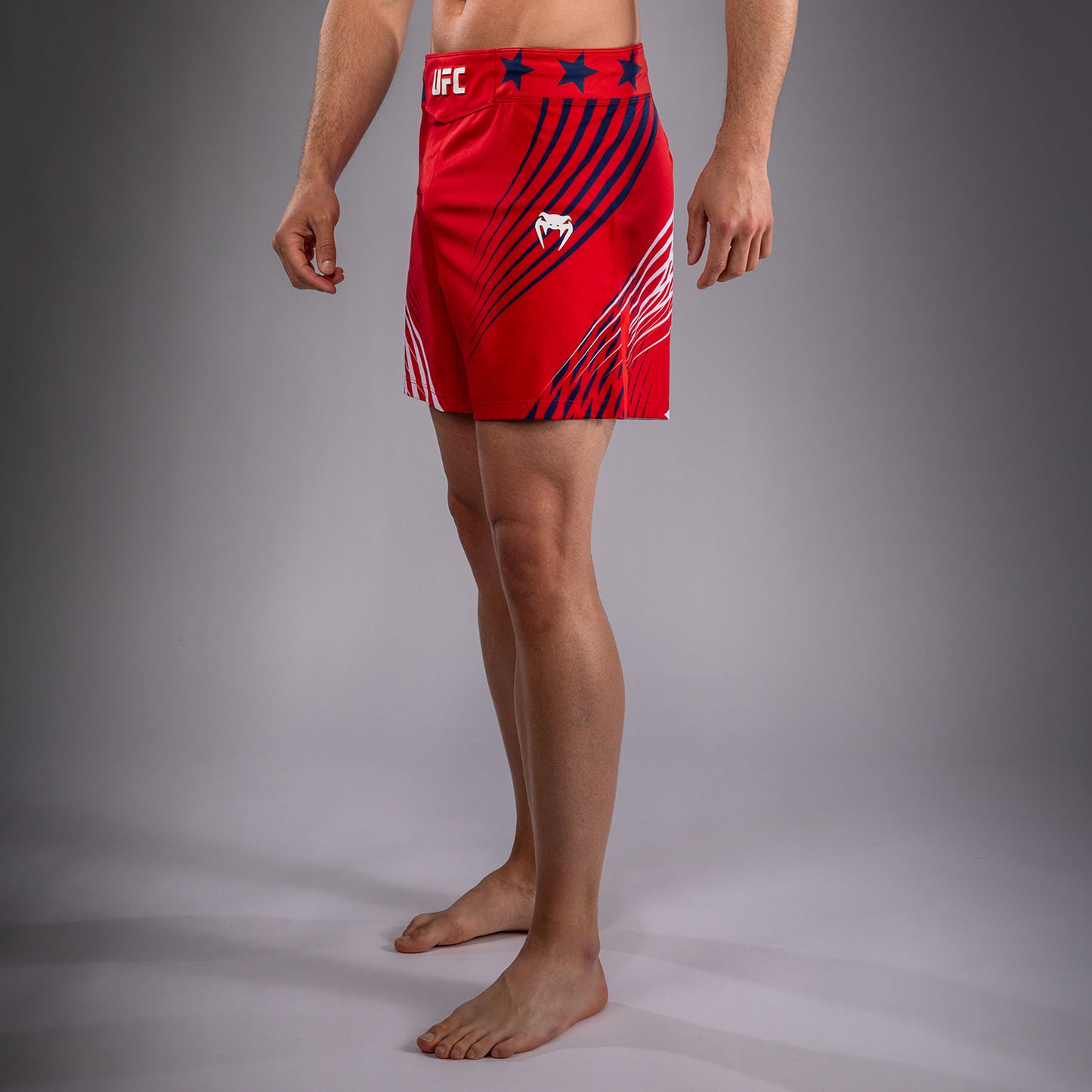 Official UFC Freedom 250 by Venum 남성용 Authentic Fight Night 파이트 쇼츠 쇼트 핏 - 레드