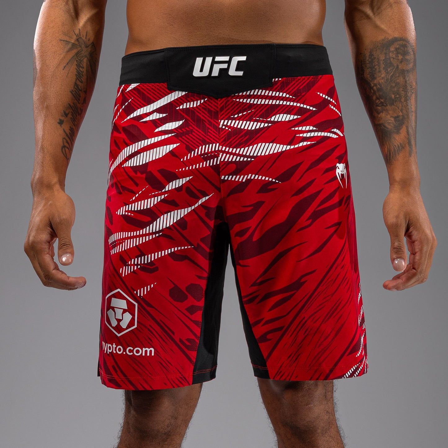 UFC Fusion by Venum Authentic Fight Night 남성용 파이트 쇼츠 – 롱 핏 – 레드