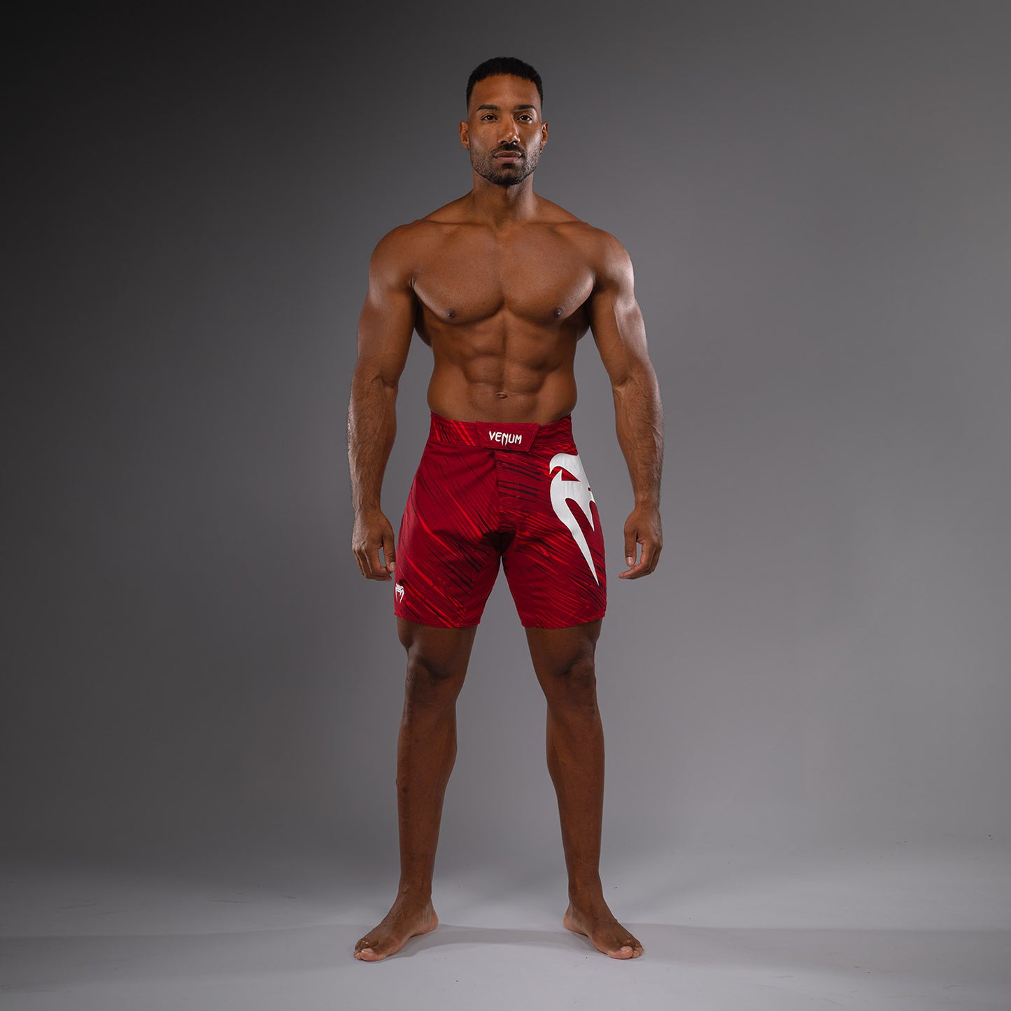Venum Rapid Light 파이트 쇼츠 – 체리 레드