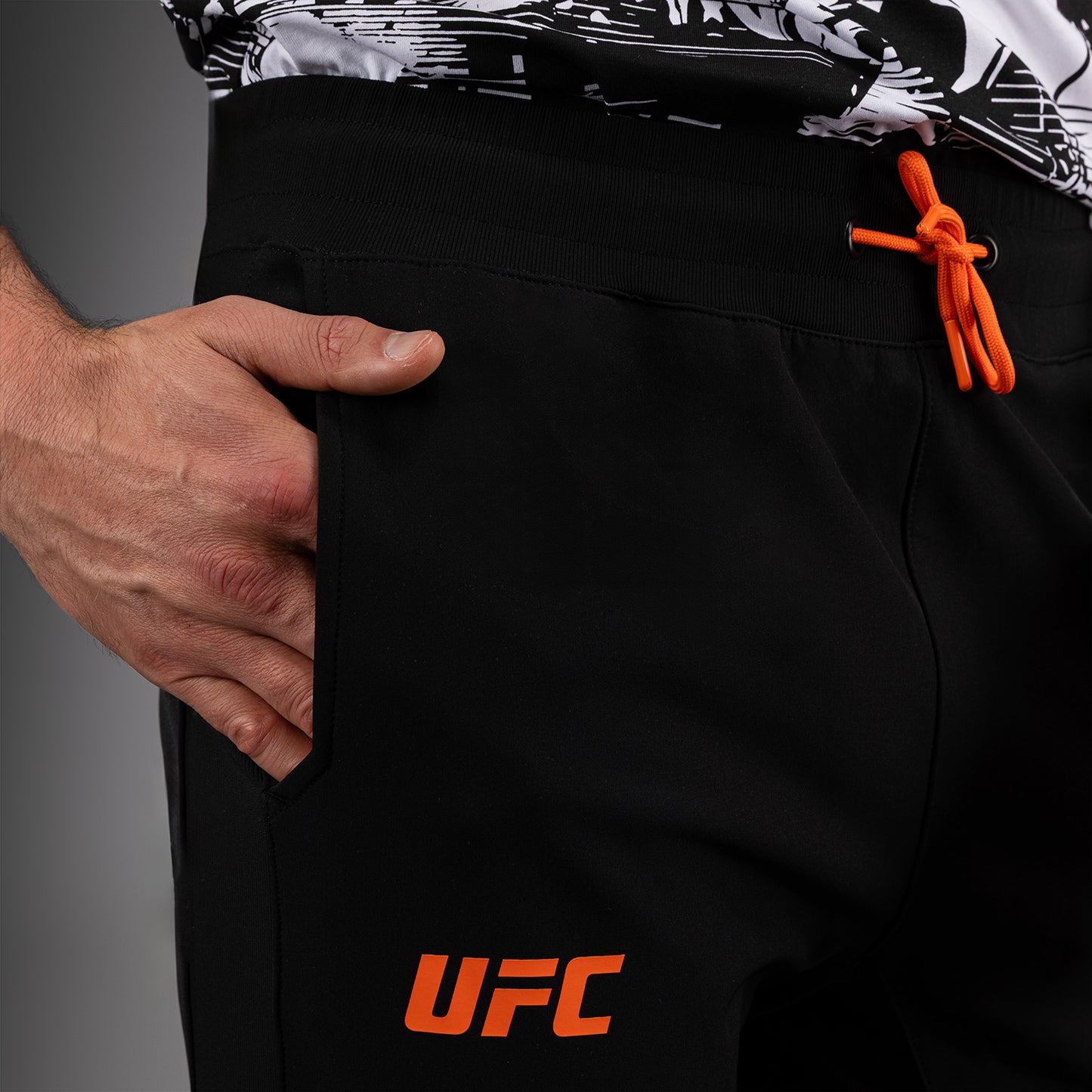 남성용 UFC Zenith by Venum 블랙 오센틱 파이트 위크 팬츠