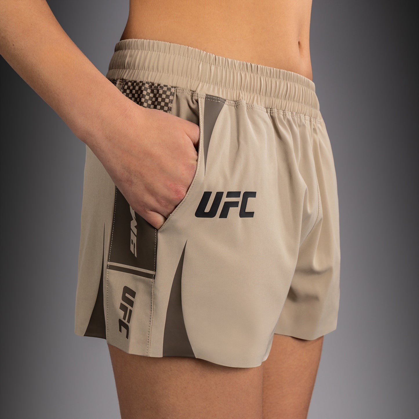 Venum UFC Unity by Venum Authentic Fight Week 여성 기능성 쇼츠 - 샌드