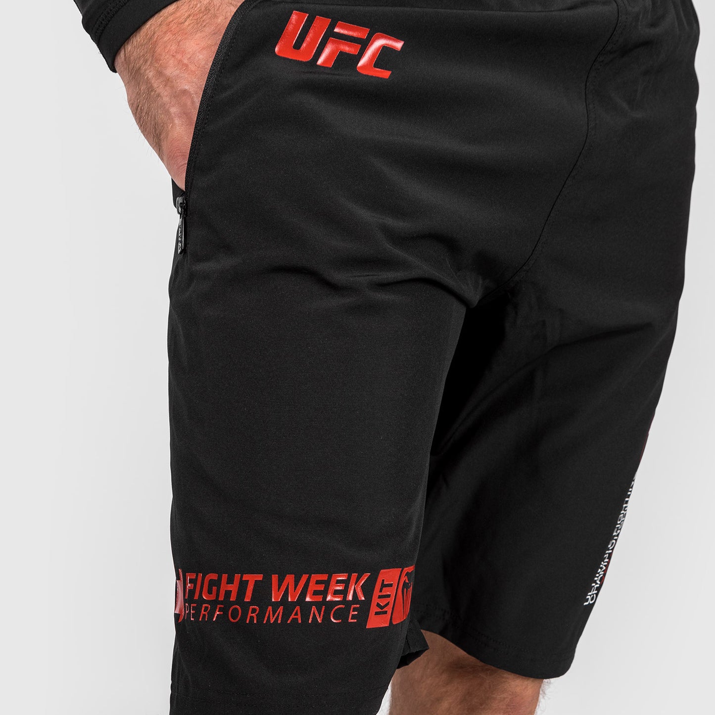 UFC Adrenaline by Venum Fight Week 남성용 퍼포먼스 쇼츠 – 블랙