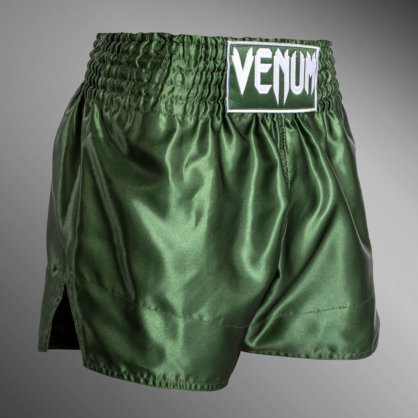 Venum Classic 무에타이 쇼츠 – 카키/화이트