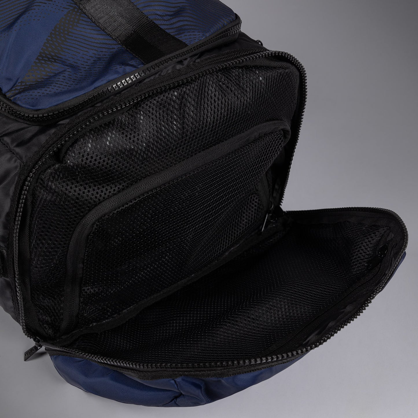 Venum Trainer Hybrid 스포츠백 – 미드나잇 블루