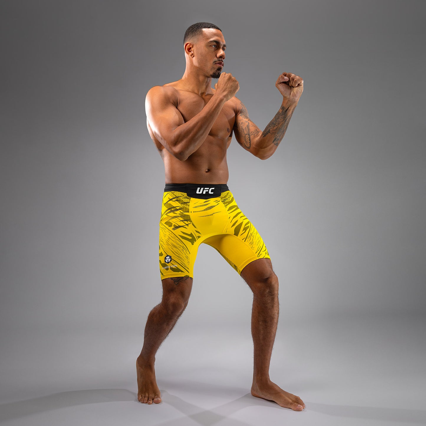 UFC Fusion by Venum Authentic Fight Night 남성용 발리 투도 쇼츠 – 옐로우