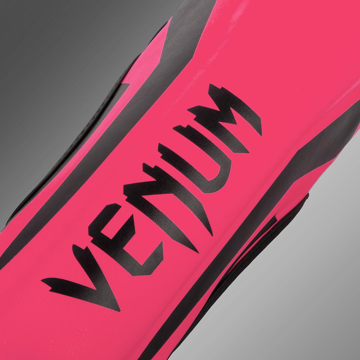 Venum Elite 키즈용 정강이 보호대 – 익스클루시브