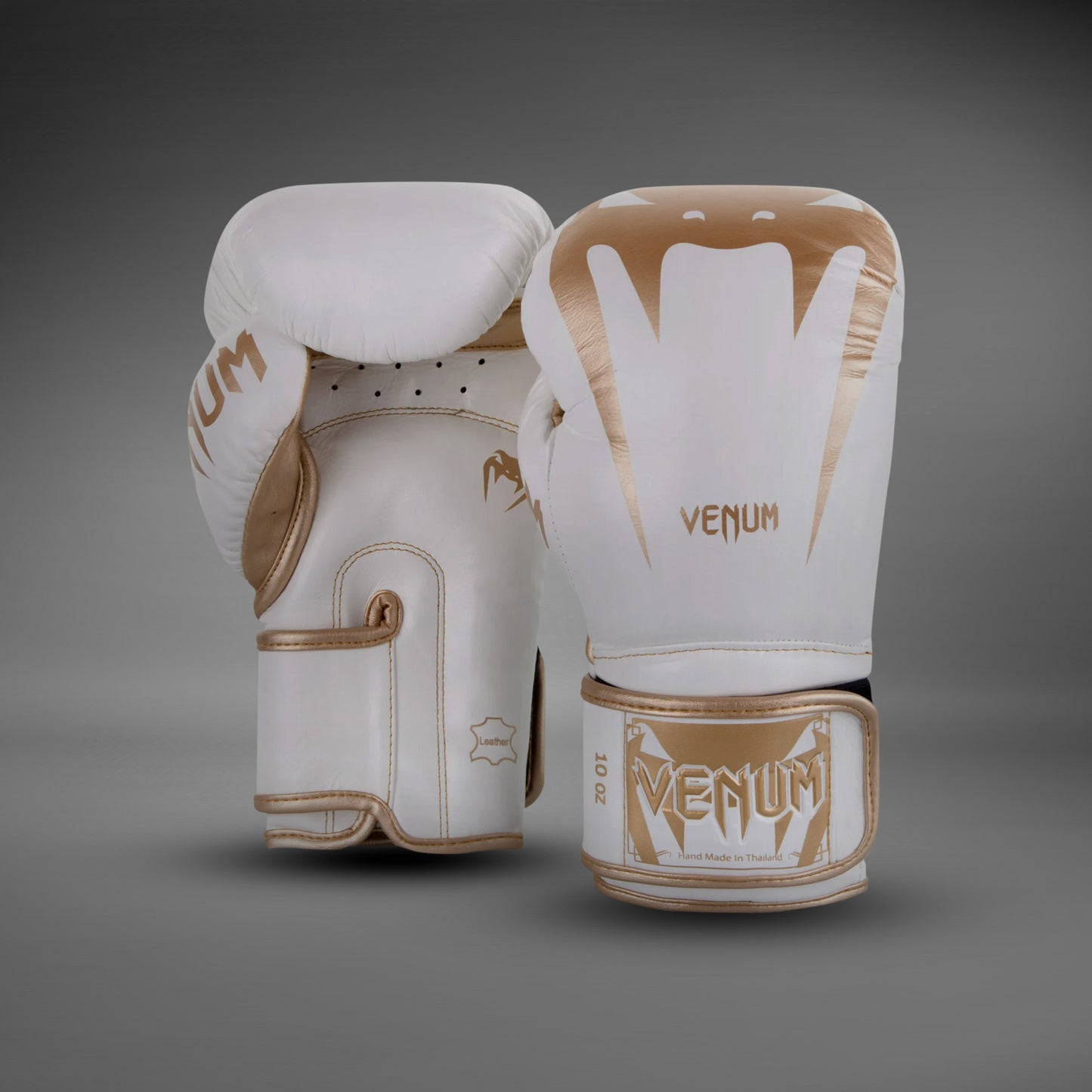 Venum Giant 3.0 복싱 글러브 – 나파 가죽 – 화이트/골드
