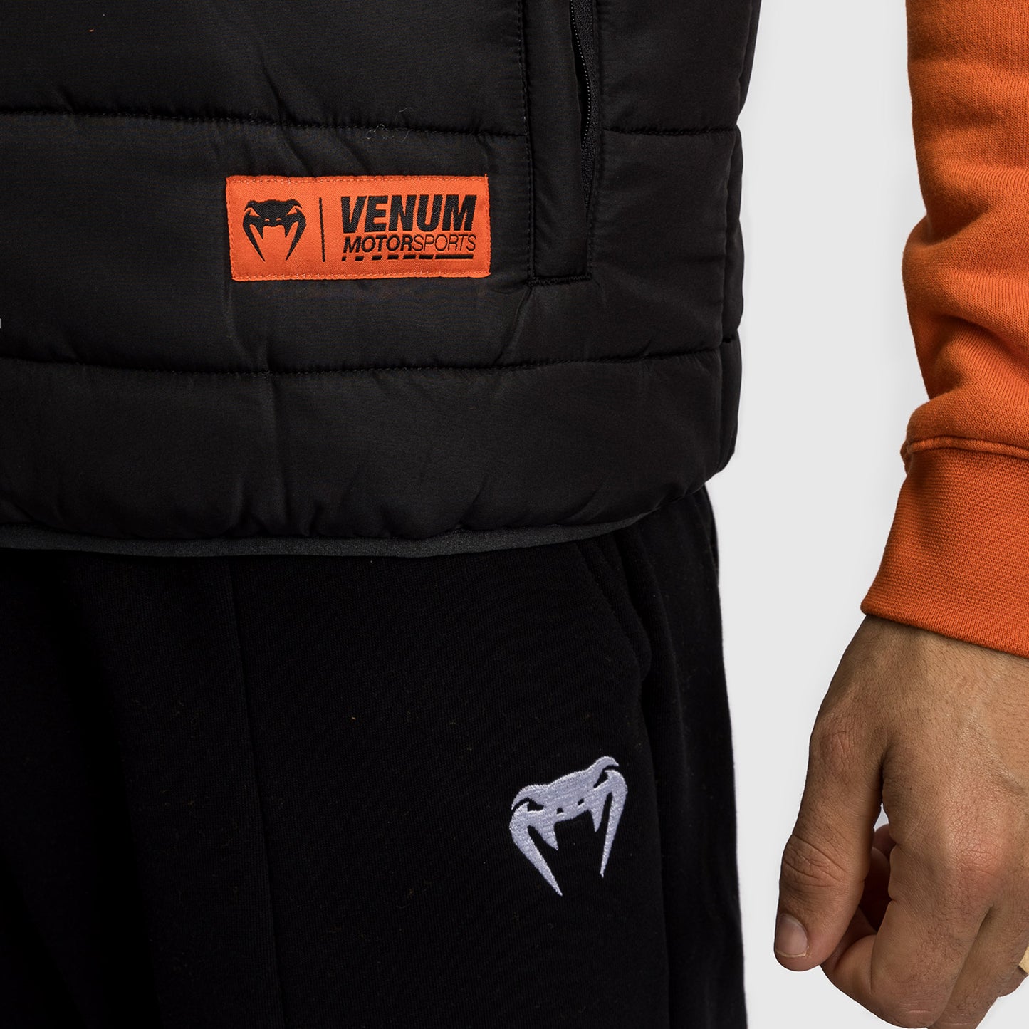 Venum Motorsport 다운 자켓 – 딥 블랙