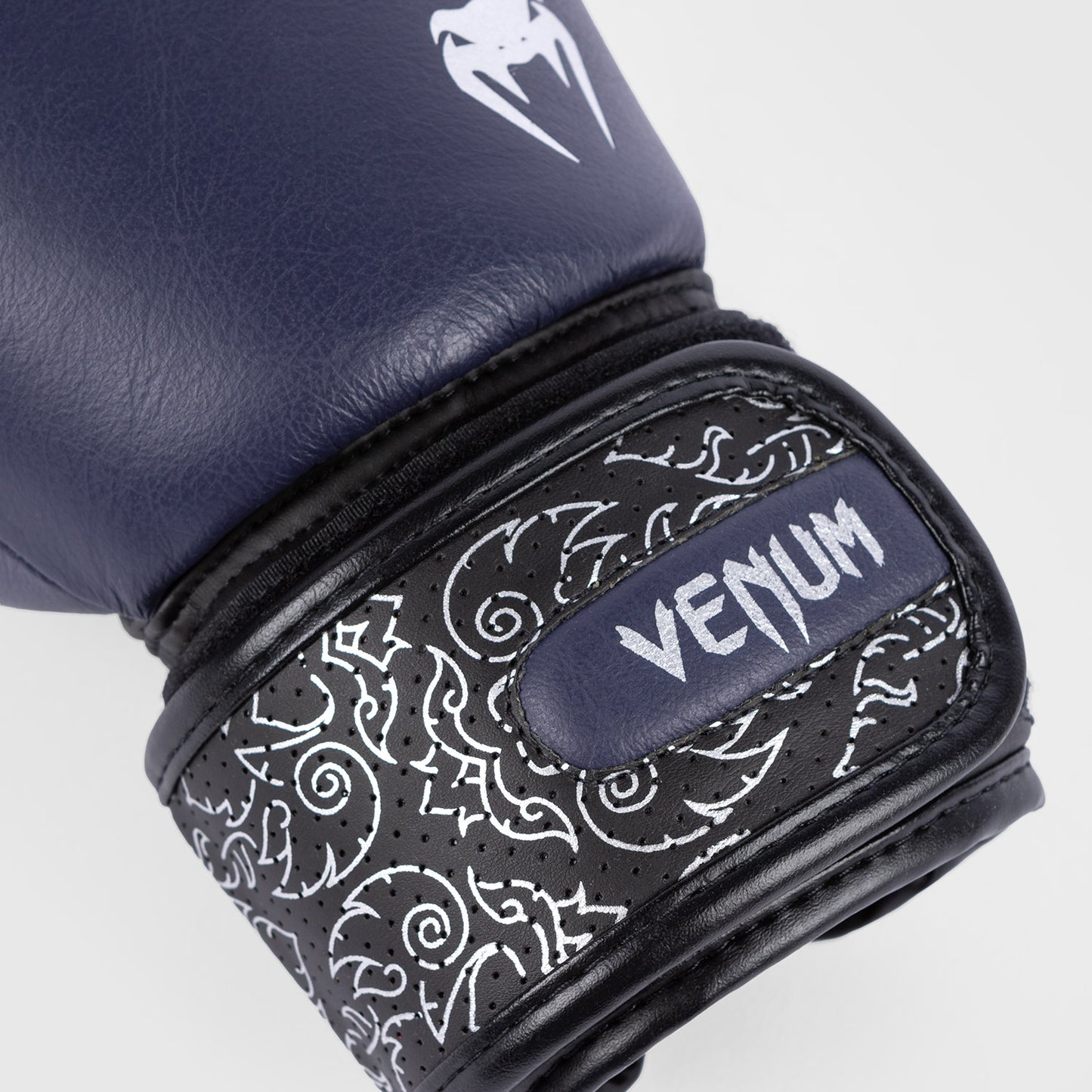 Venum Power 2.0 복싱 글러브 – 네이비 블루/블랙