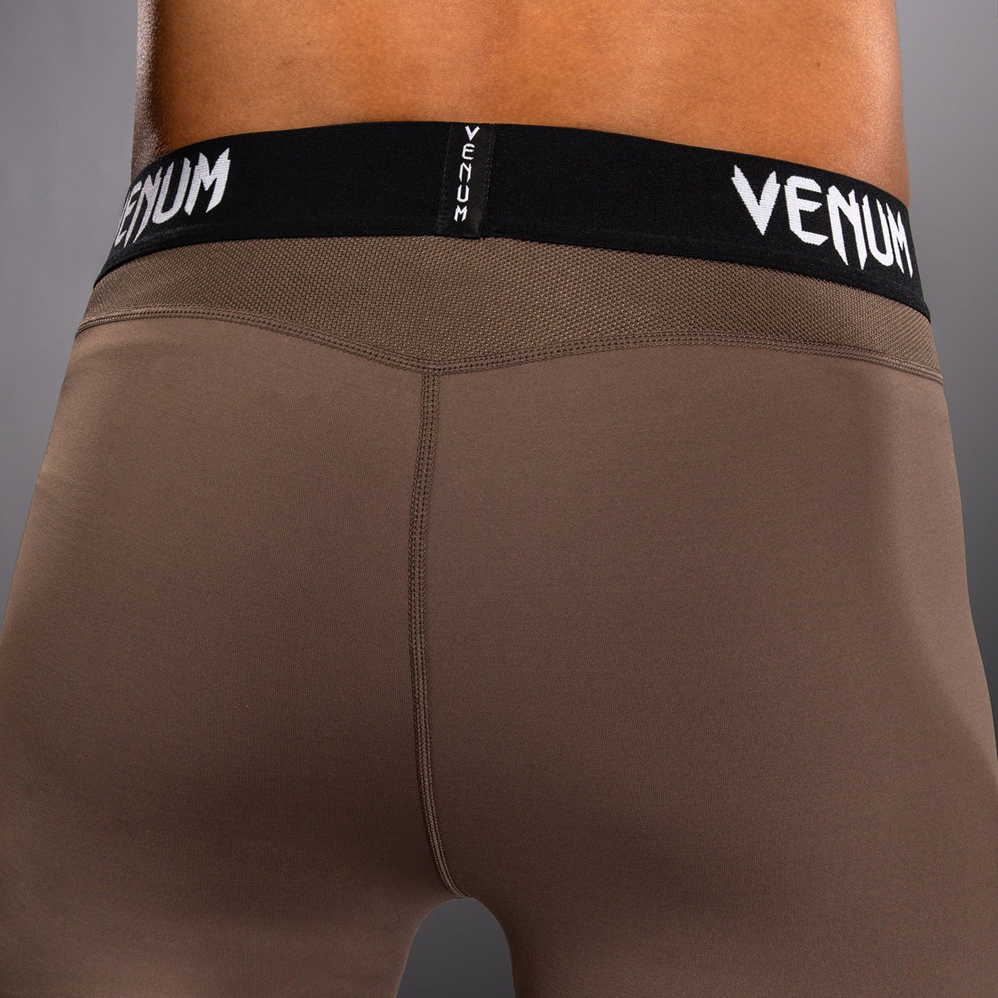 Venum UFC Unity by Venum Authentic Fight Week 남성 기능성 컴프레션 타이츠 - 브라운