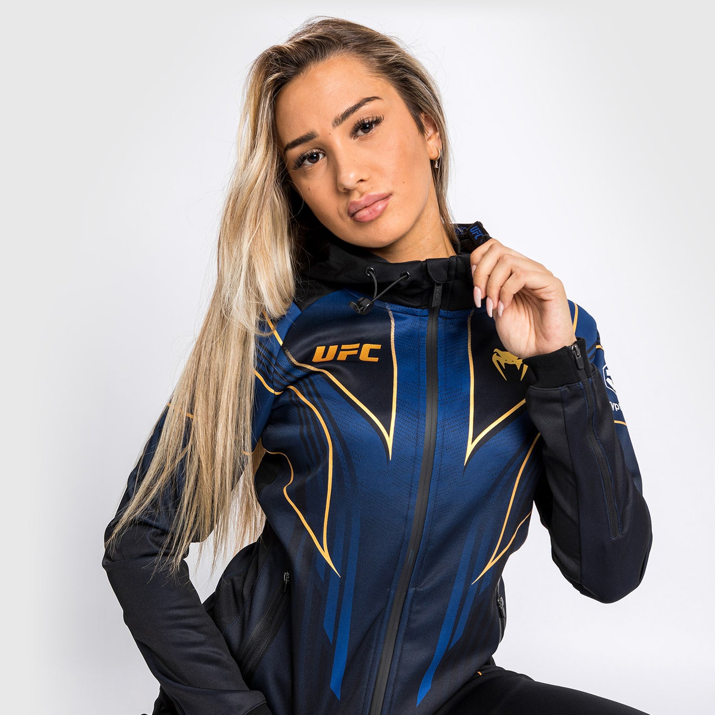 Ufc Authentic Fight Night 2.0 Kit By Venum 여성용 워크아웃 후디 – 미드나잇 에디션 – 챔피언