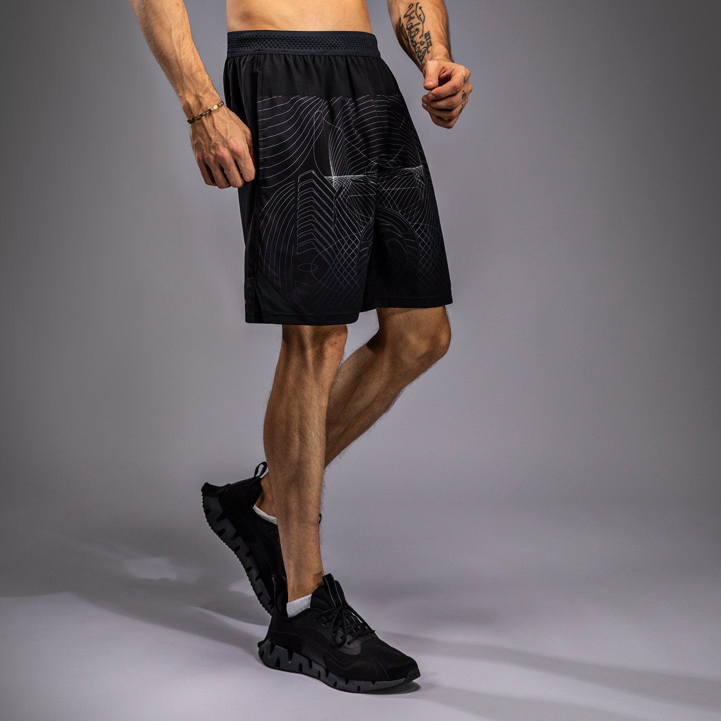 Venum G-Fit Air 남성용 트레이닝 쇼츠 – 딥 블랙/데저트 샌드