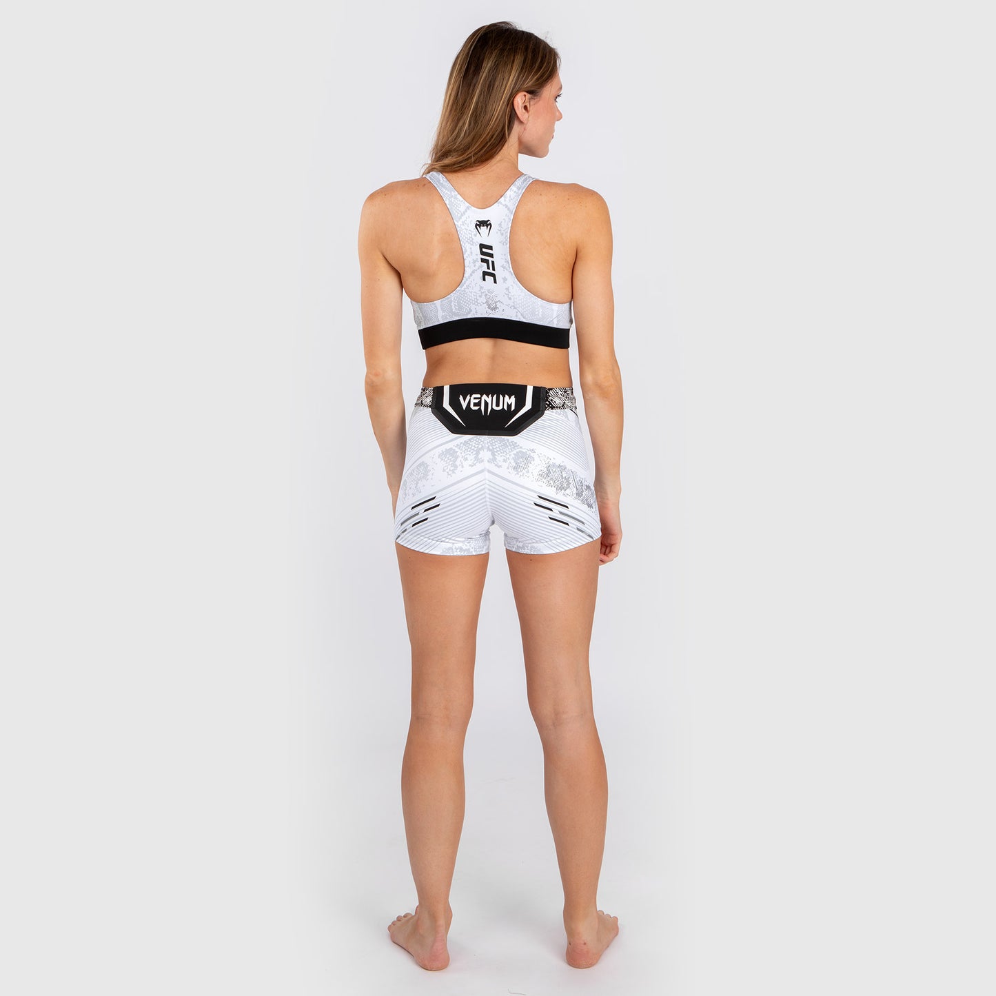 UFC Adrenaline by Venum Authentic Fight Night 여성용 스포츠 브라 – 화이트