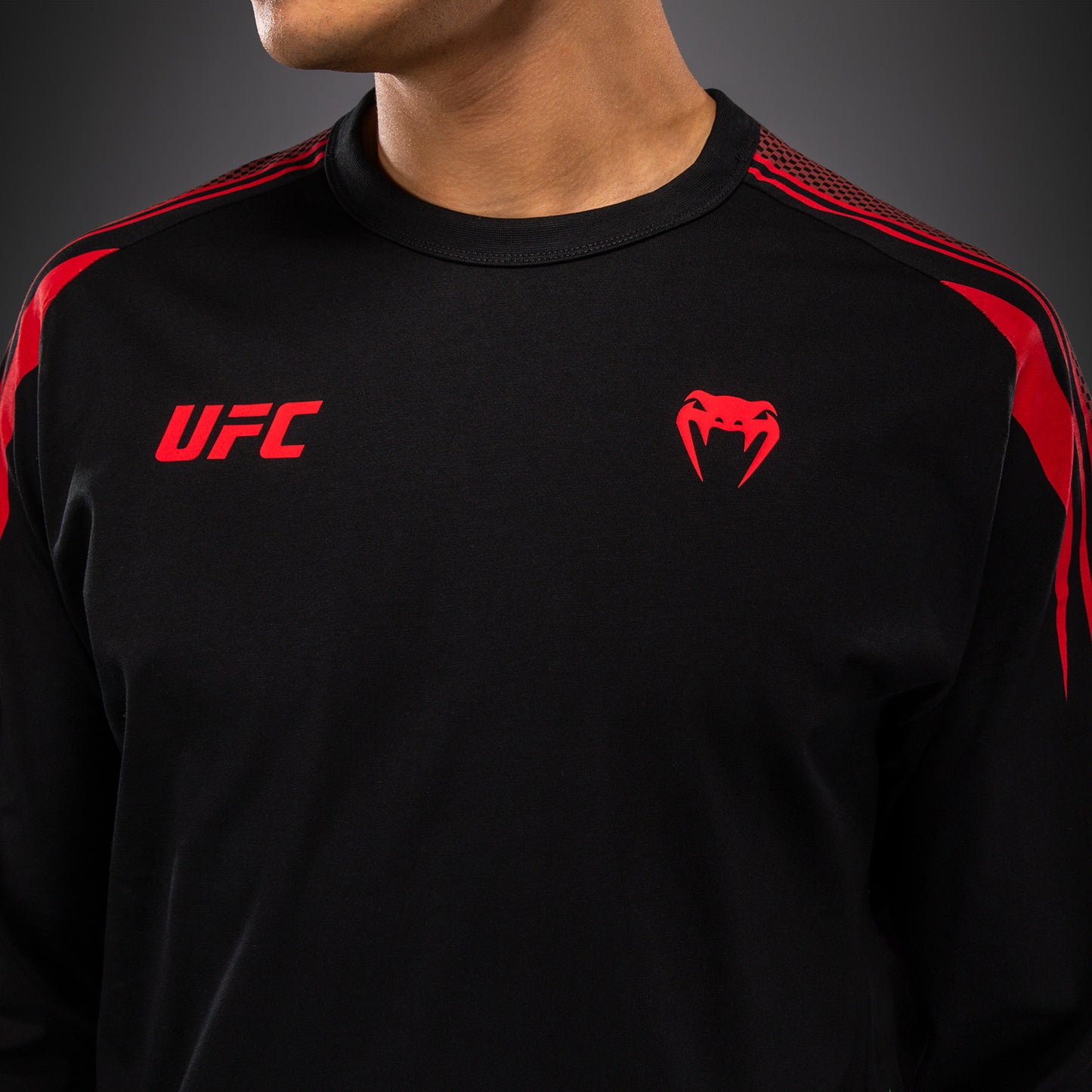 Venum UFC Unity by Venum Authentic Fight Week 남성 긴팔 티셔츠 - 블랙