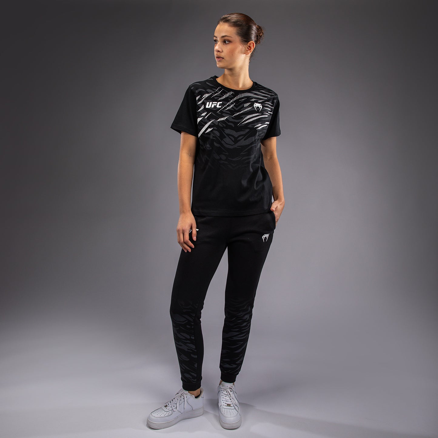 UFC Fusion by Venum Replica 여성용 반팔 티셔츠 – 블랙