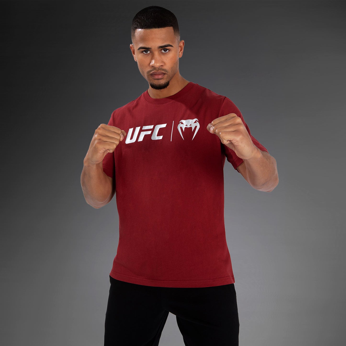 UFC Venum Classic 티셔츠 – 레드/화이트