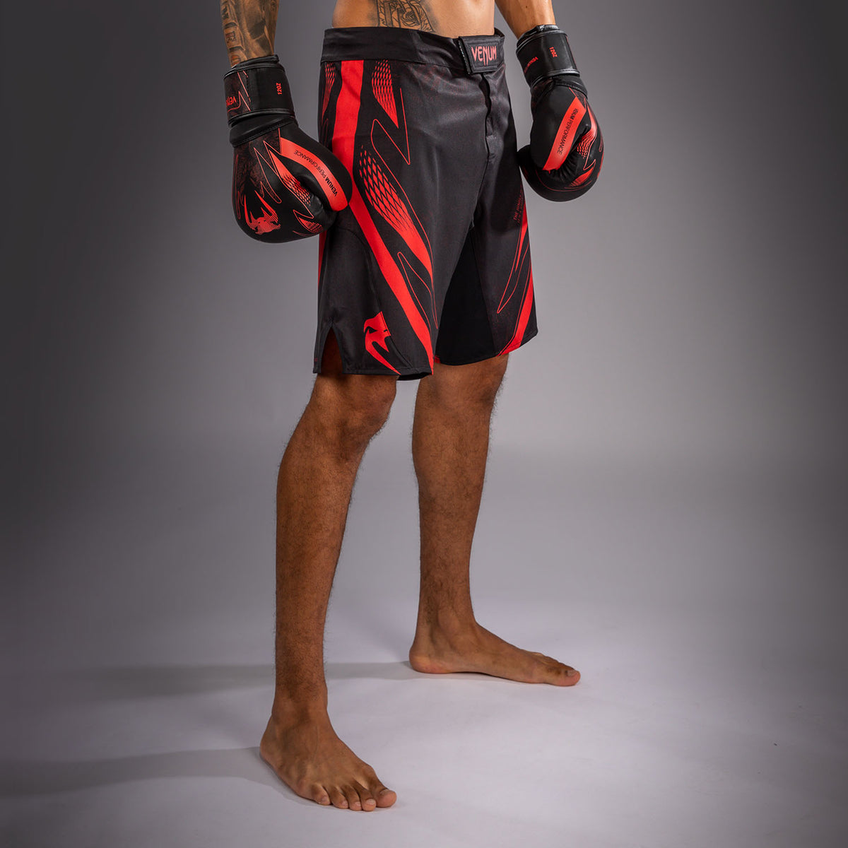 Venum Amazonia Reborn MMA 쇼츠 - 블랙/레드
