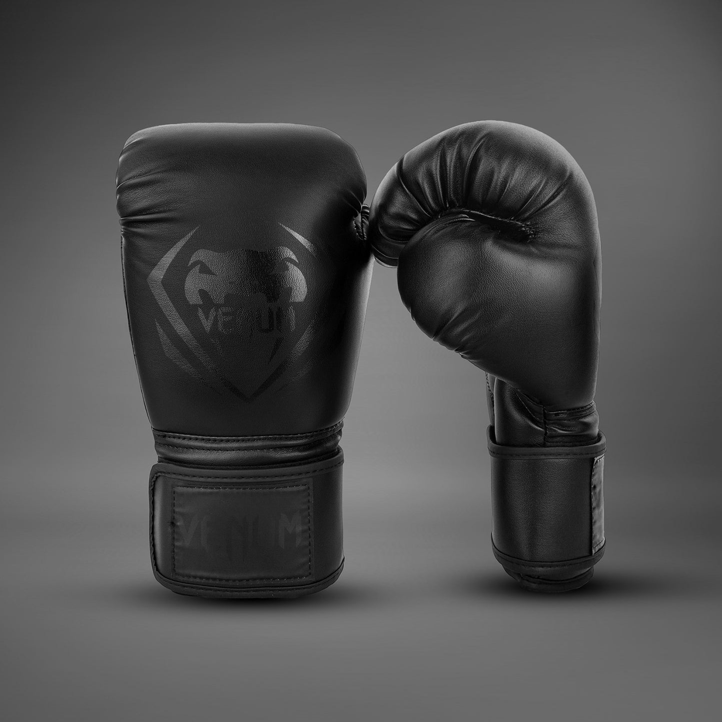 Venum Contender 복싱 글러브 – 블랙/블랙