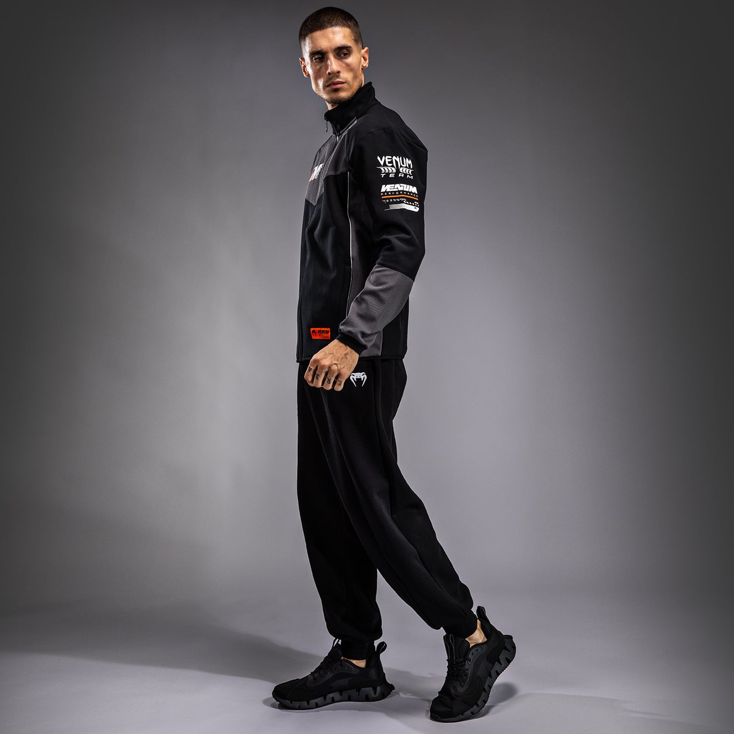 Venum Motorsport 소프트쉘 자켓 – 딥 블랙