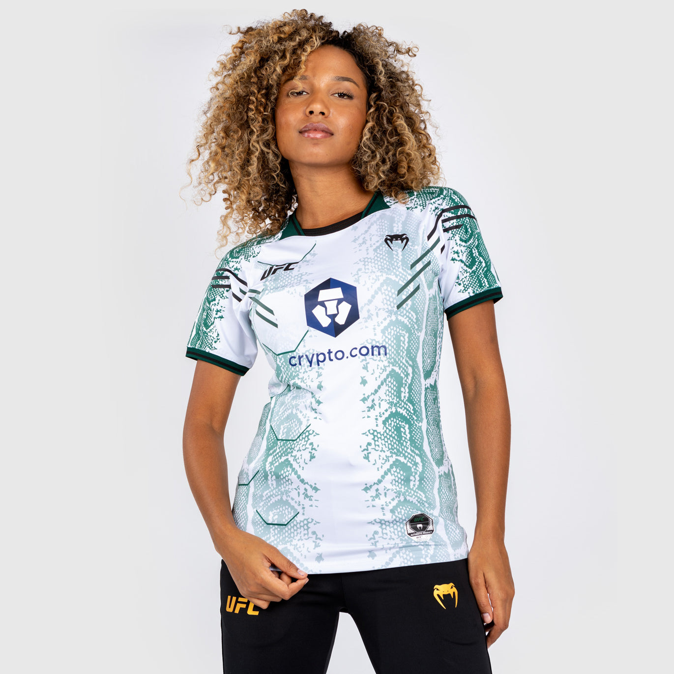 UFC Adrenaline by Venum Authentic Fight Night 여성 워크아웃 저지 – 에메랄드 에디션 – 화이트/그린