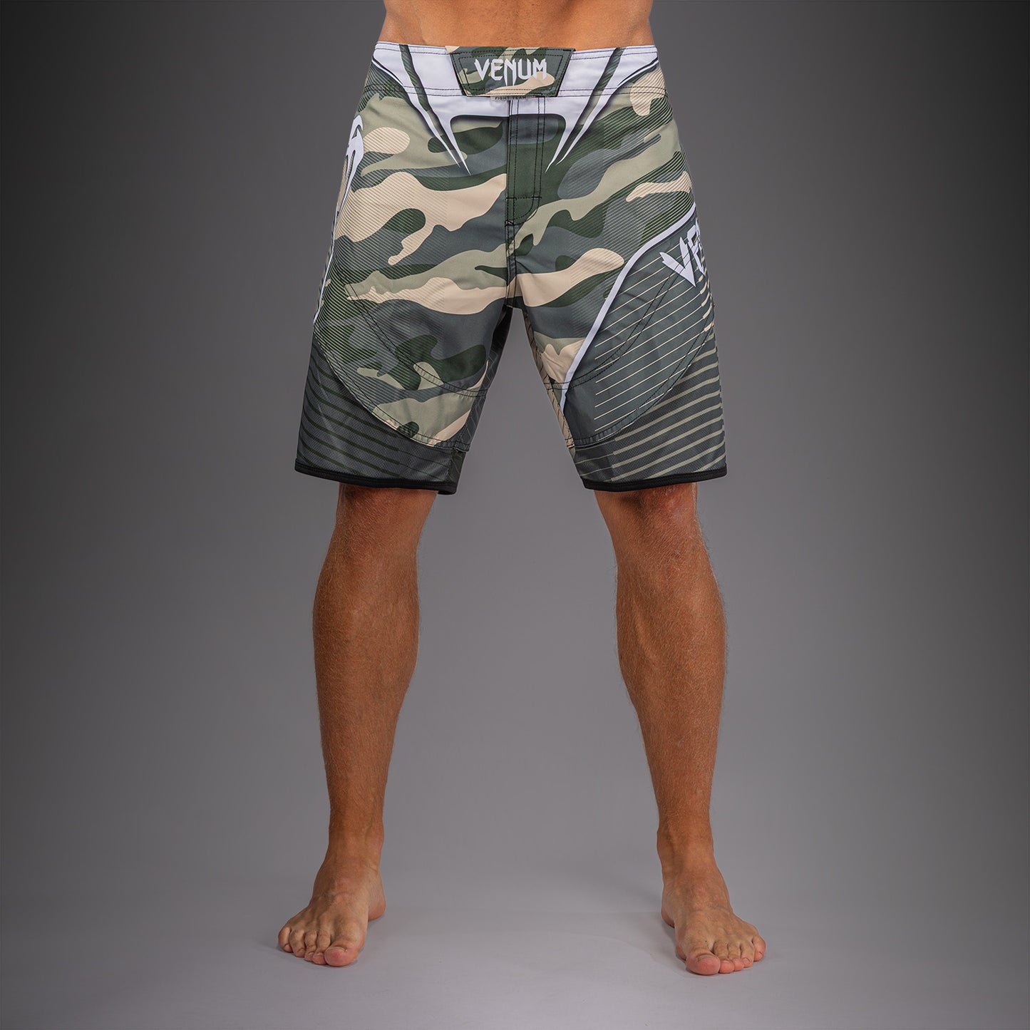 Venum Camo Hero 파이트 쇼츠 - 카키/오프 화이트