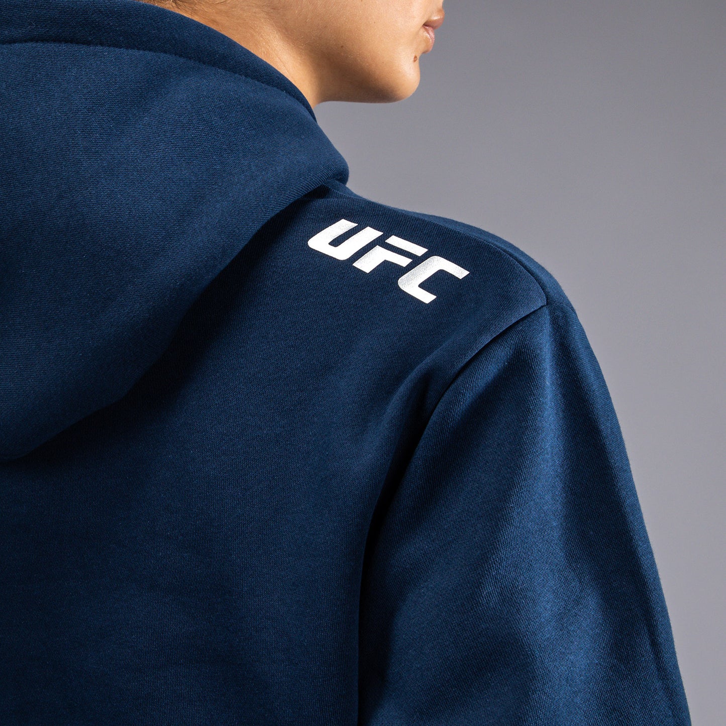 UFC Fusion by Venum Fight Week 여성용 풀오버 후디 – 솔리드 오션릭 블루