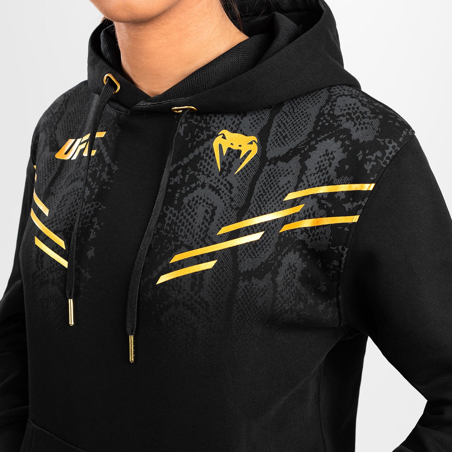 UFC Adrenaline by Venum Replica 여성용 풀오버 후디 – 챔피언