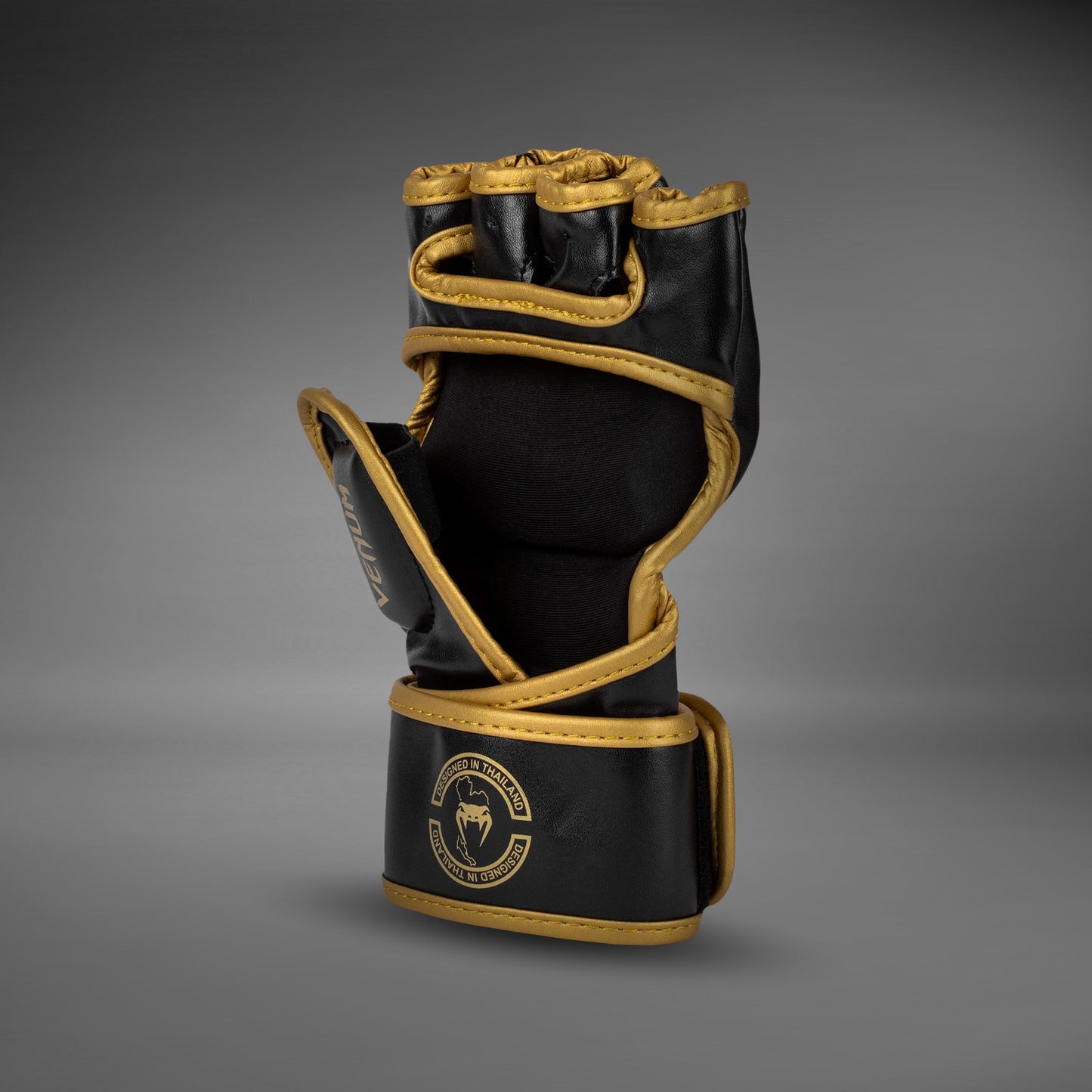 Venum Challenger 2.0 MMA 글러브 – 블랙/골드