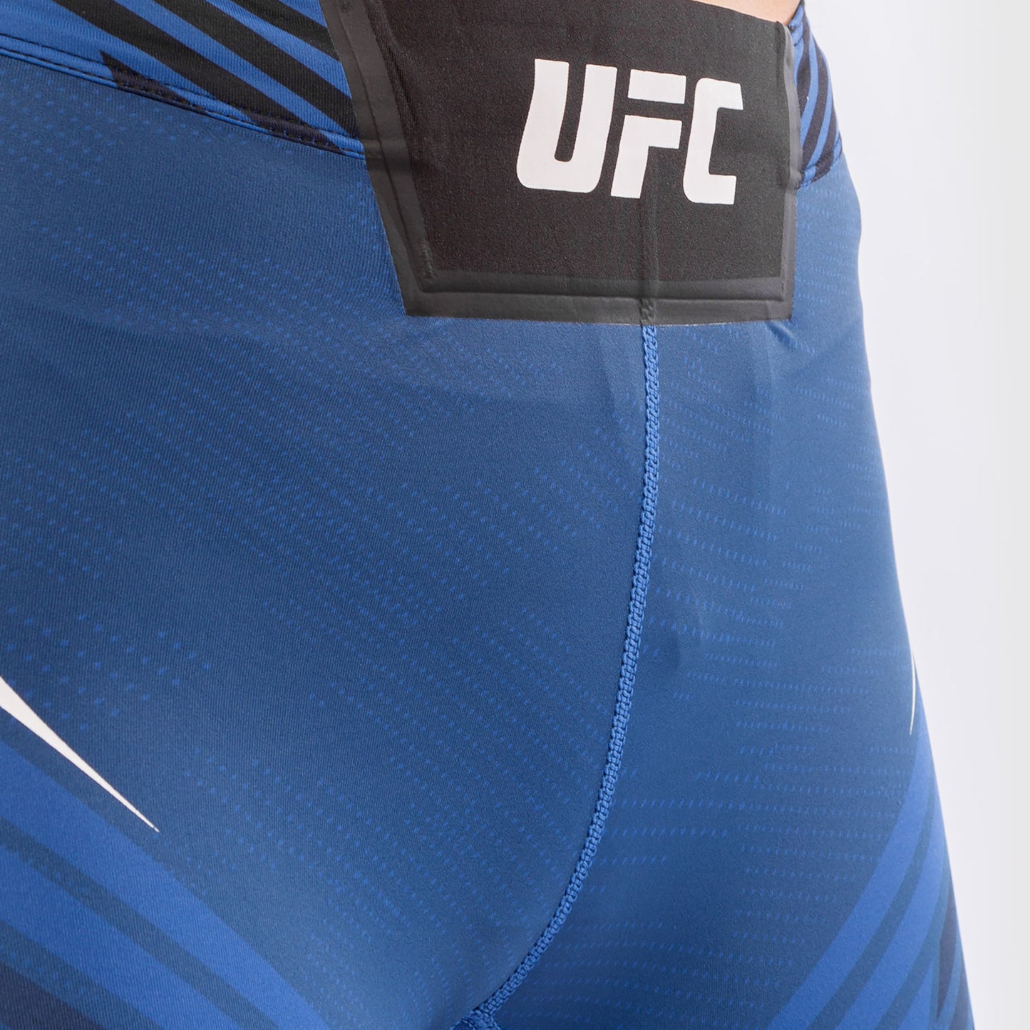 UFC Venum Authentic Fight Night 여성용 발리 투도 쇼츠 – 롱 핏 – 블루